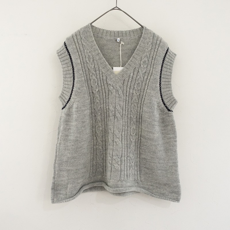 kagure グレー ニットベスト ノースリーブ　本日価格 楽天市場】//【定価1.4万】かぐれ kagure ペルーニットベスト F 【中古