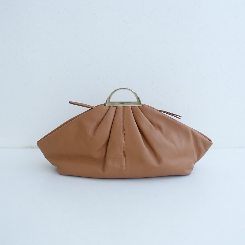 【美品/必要経費9.2万】ザ  ヴォロン the VOLON CLUTCH BAG なめし革 クラッチペダル御徒面子   【中古】【32L42】