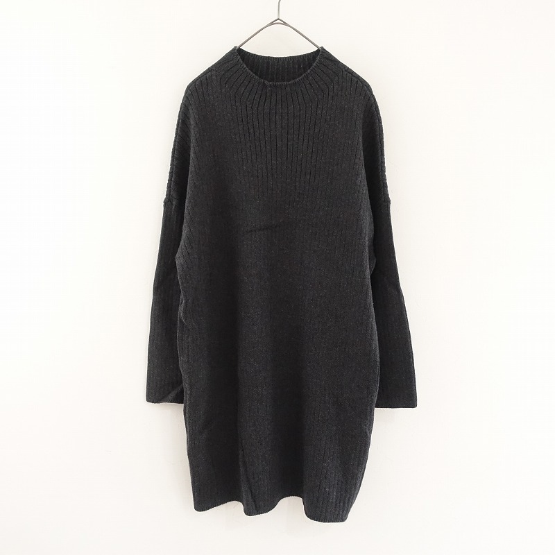 【新品　タグ付き】みなとのてんらんかい×リバティ　チュニック ロングブラウス 新品 タグ付き】みなとのてんらんかい×リバティ チュニック