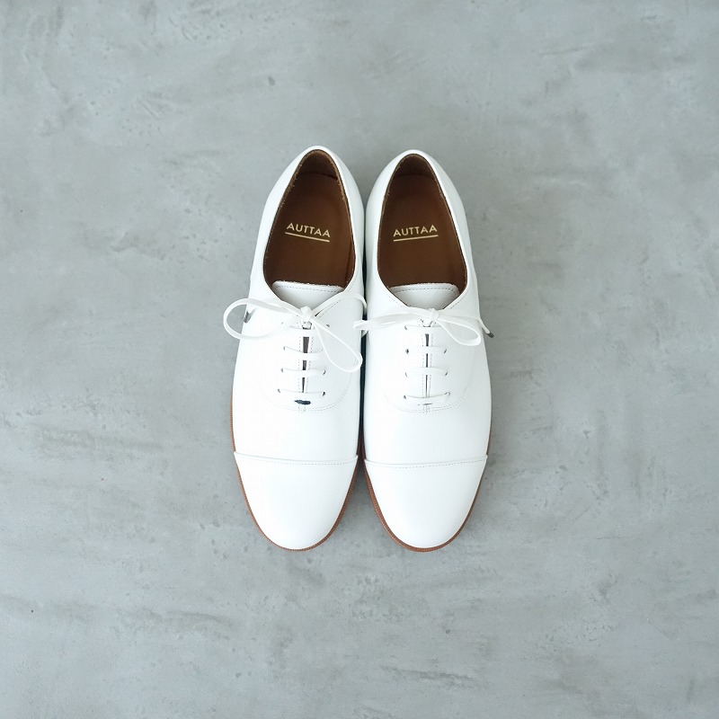 美品】NAOT KEDMA / White 39 レースアップシューズ 紐靴 KEDMA