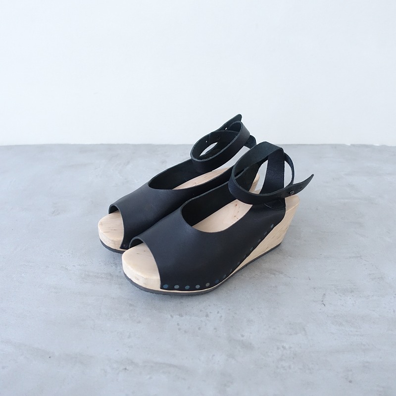 【定価4.2万】トリッペン trippen ORINOCO アンクルストラップウッドサンダル 36/23 36 【中古】【12H52】｜ブランド古着買取drop