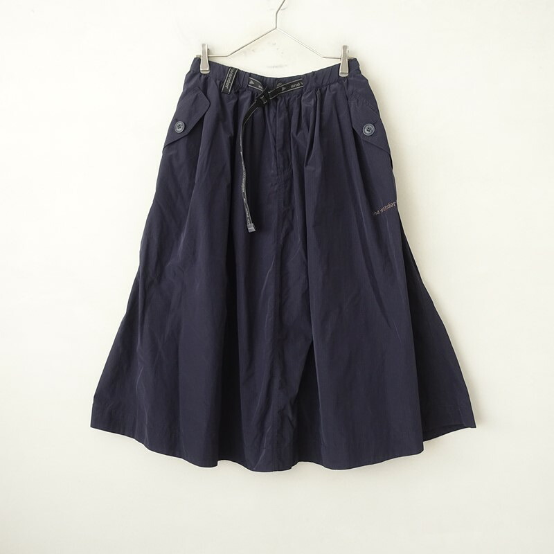 【定価3.5万】アンドワンダー and wander Oversized cargo skirt オーバーサイズカーゴスカート - 【中古】【11L52】
