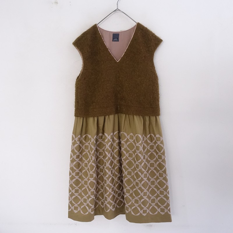 【美品/定価8.3万】ミナペルホネン mina perhonen flower tale 切替Vネックワンピース 38 【中古】【71B62】