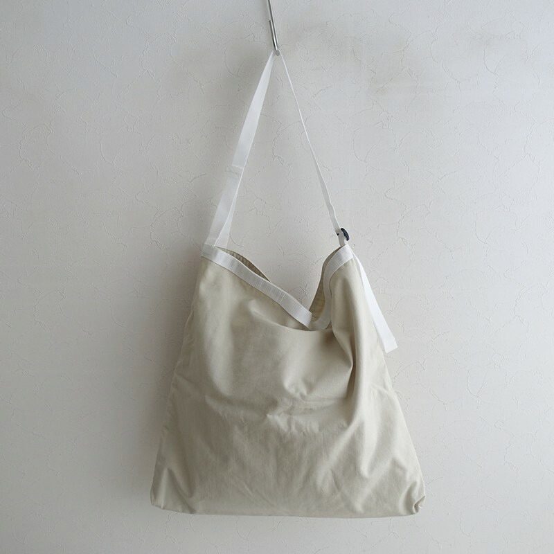 【美品/定価1.9万】イーラ ERA. BIG FLAT BAG 【中古】【12B62】