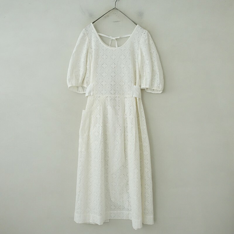 【未使用/定価7.4万】ガサ GASA 背開き刺しゅうレースワンピース F 【中古】【21D62】
