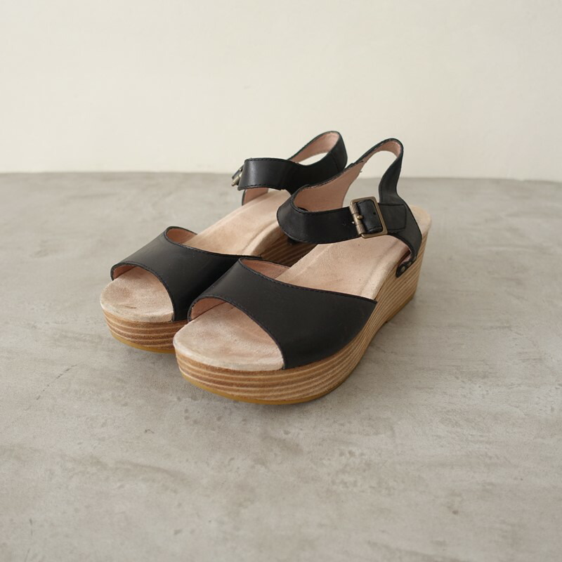 ダンスコ DANSKO Silvie Burnished なめし革サンダル 36/23  36 【中古】【61D62】