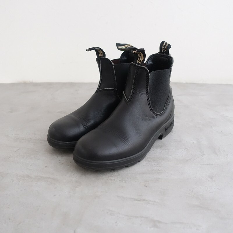 ブランド名石ころ BLUNDSTONE サイドゴアショートブーツ 3/23  3 【中古】【42D62】
