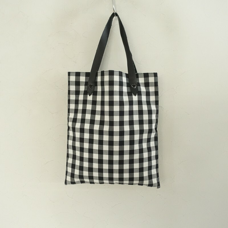 【美品/必要経費1.6万】セツコサジテール setsuko sagittaire ラブギンガムチェックバッグ   【中古】【40E62】