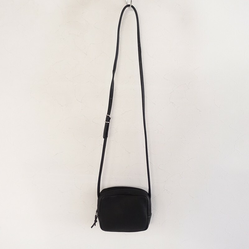 【美品/通貨価値6.1万】アエタ Aeta なめし革ショルダーバッグ   【中古】【90E62】