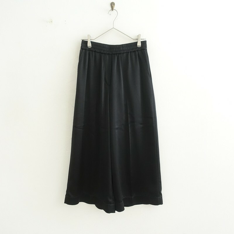 ロエベ LOEWE ポケットアナグラム刺しゅうサテンワイドパンツ  M 【中古】【41E62】