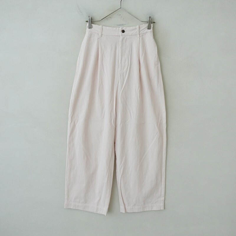 【2025/通貨価値1.6万】ユニ yuni IS LIKE A FLOWER TO ME. 60/2強撚コットンテーパードパンツ  S 【中古】【92E62】