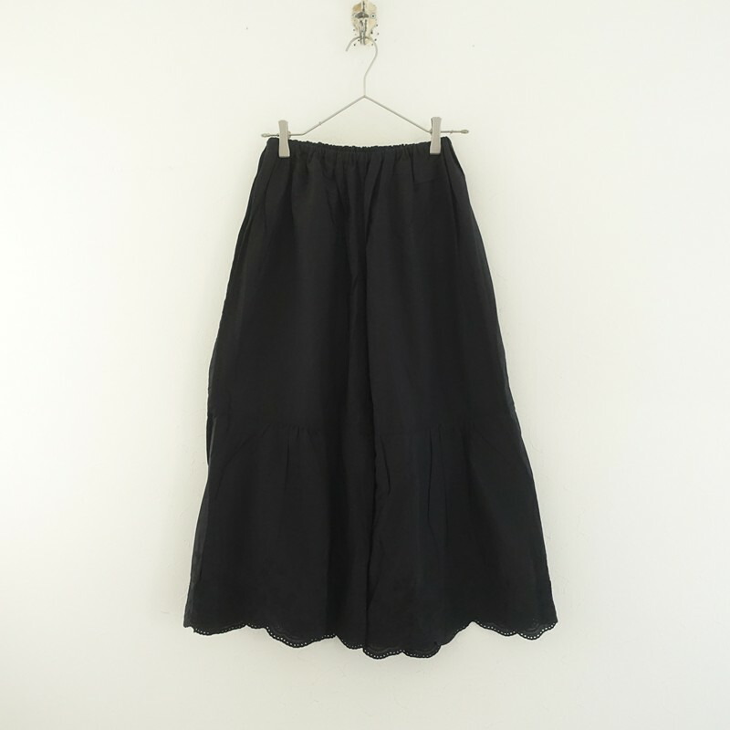 【未当て嵌める/通貨価値1.3万】バスコ BASCO 綿織物刺しゅうスカラップペチコートパンツ  F 【中古】【60F62】