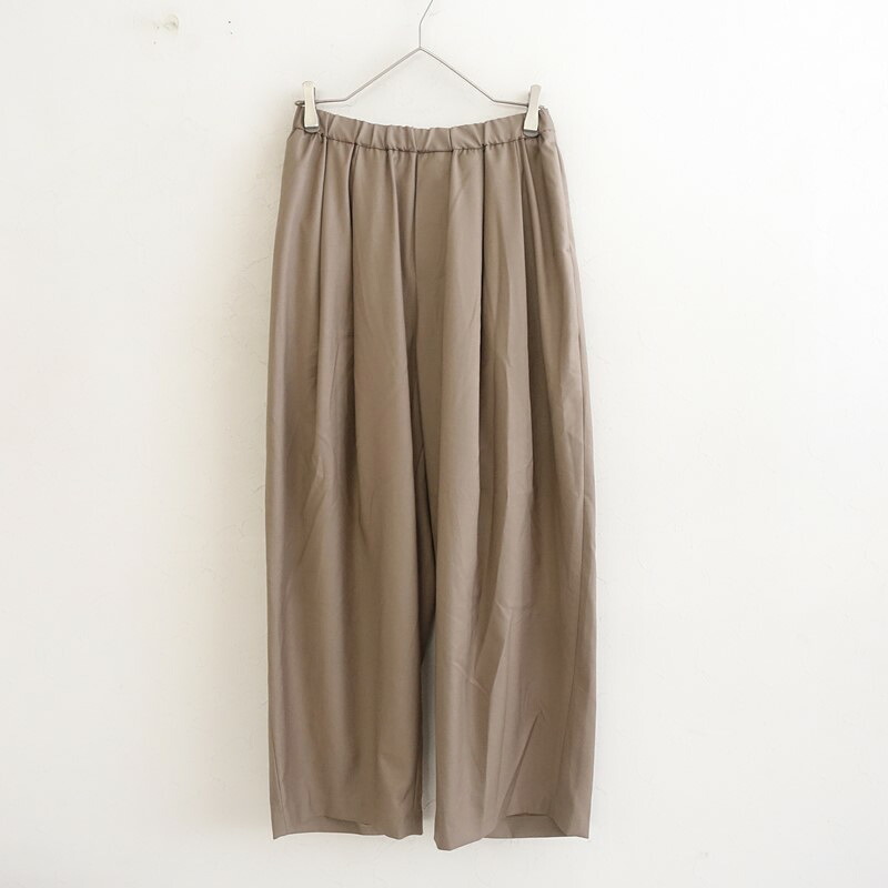 【2026SS/未当て嵌める品/通貨価値1.6万】ミズイロインド mizuiro-ind ワイドタックパンツ  F 【中古】【01F62】