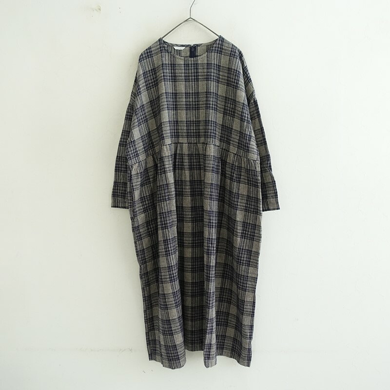 【定価1.4万】イチ ICHI コットンリネンチェックギャザー切替ワンピース - 【中古】【41G62】｜ブランド古着買取drop