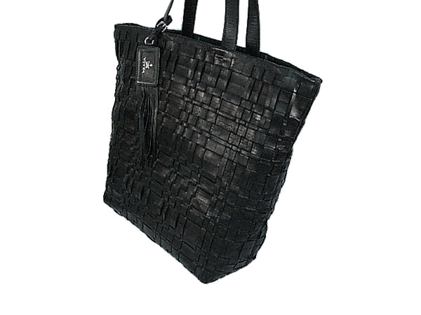プラダ トート バック ブラック　ネロ　レザー　カーフPRADA 【中古】美品【送料無料】 59,290円