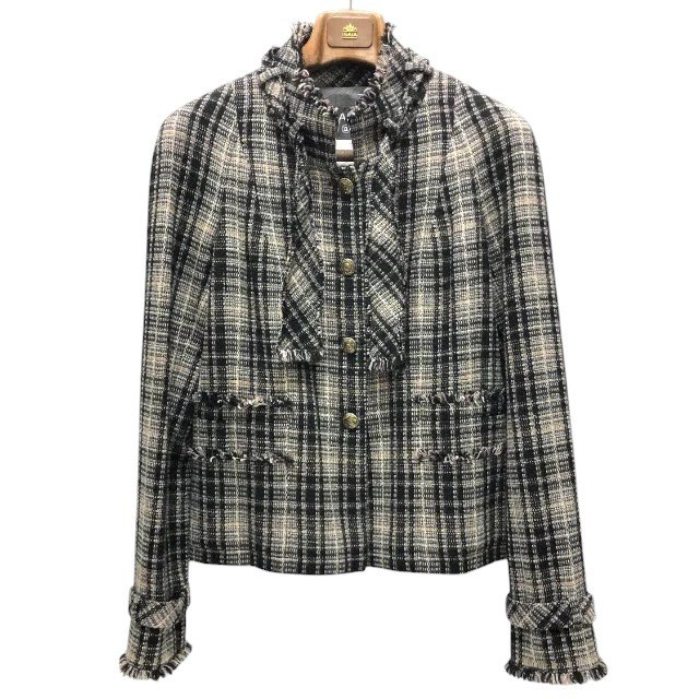 美品【CHANEL】シャネル 05A ツィード 照明ランプ色つや 上衣 カメリア裏地 ココマーク釦 P26411V13806 大きさ40 フランス共和国製 レディース/RS1146