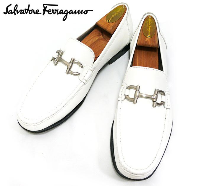 楽天市場 Salvatore Ferragamo サルヴァトーレ フェラガモ ガンチーニ 金具 ビットローファー 革靴 サイズ9ee ホワイト 白 中古 リサイクルストア エコライフ