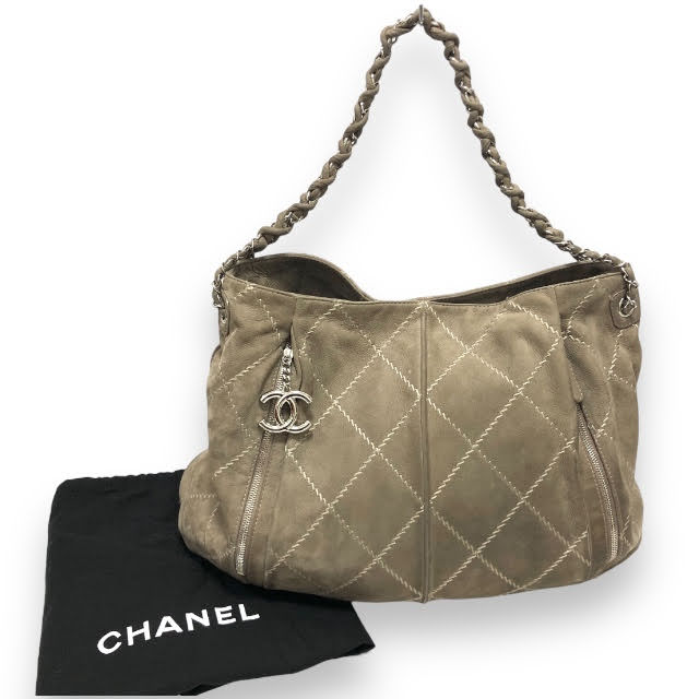 【CHANEL】シャネル スエード ステッチ トートバッグ グレー チェーン 鞄 イタリア製 RA7639【中古】
