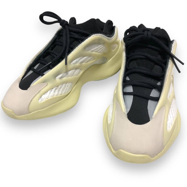 【切り詰めしました】【adidas】アディダス イージーブースト 700 V3 アザエル 26.5糎 白いこと シューズ 靴 スニーカー メンズ 成人男性用 RC4626 【中古品】