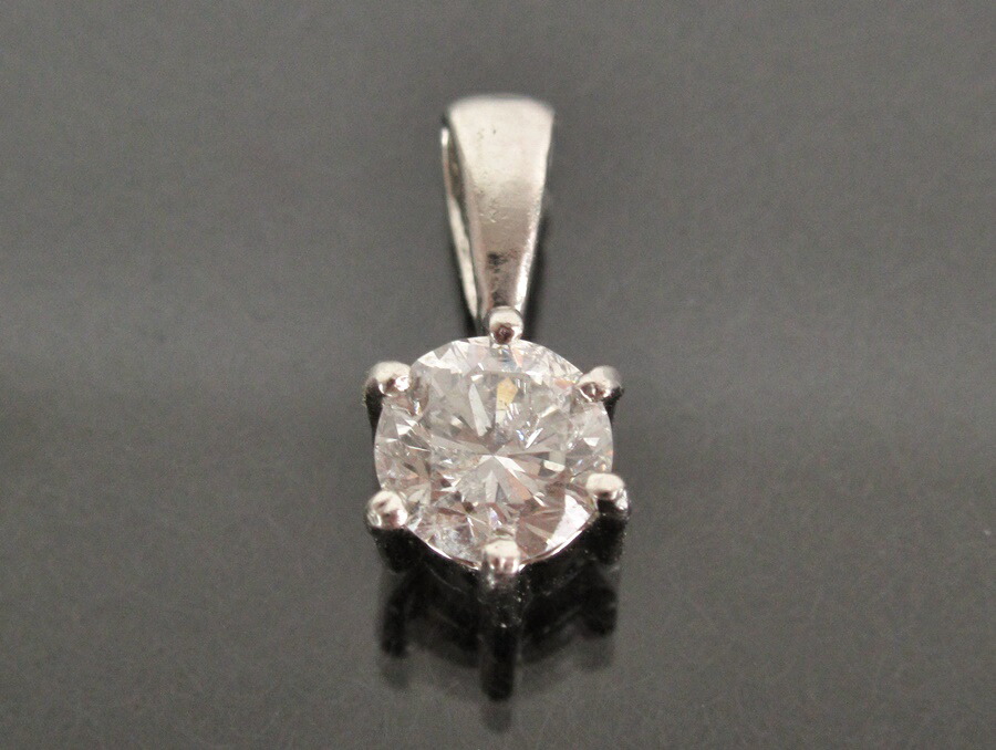 【中古】0.37Ct ダイヤモンド Pt900 プラチナ ペンダントトップ ペンダントチャーム ソーティング付き【送料無料】