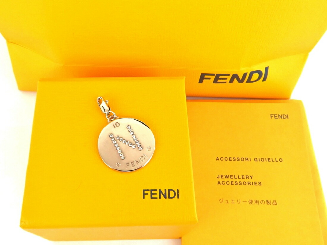 【極美品】フェンディ エイビークリック Y ペンダントップ イニシャル チャーム 楽天市場】□極美品□ FENDI フェンディ ABCLICK エイビー