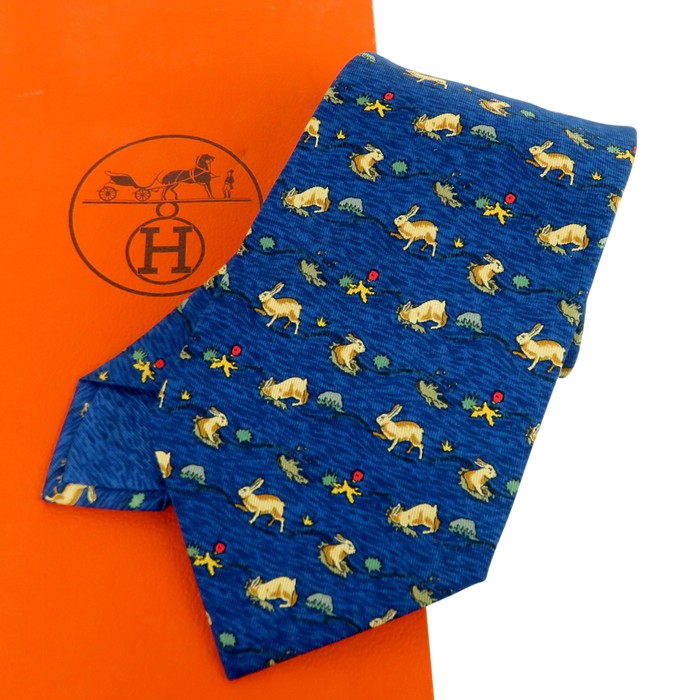 美品 エルメス ネクタイ シルク ウサギ柄 動物 アニマル ラビット ブルー 楽天市場】HERMES エルメス ネクタイ うさぎ 総柄 アニマル