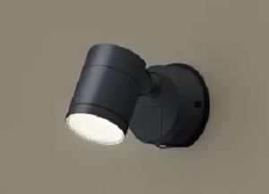 パナソニック (防雨型)センサ付 LEDスポットライト LSPSC100LCE1 電球色　60形　拡散(LGWC47000CE1相当品) ※電気工事必要※