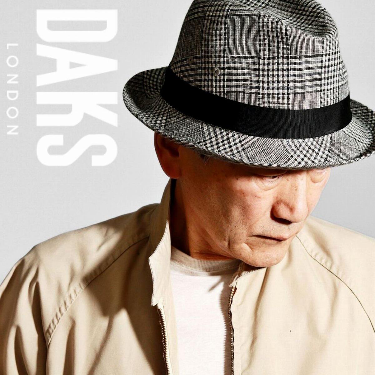 ＼本日｜全品5%OFFクーポン／ 中折れハット DAKS 涼しい 帽子 メンズ 春夏 ダックス 麻 大きいサイズ チェック 柄 ブランド 中折れ帽 送料無料 男性用 紳士 グレー クラシカル チェック daks 50代 60代 70代 ミドルエイジ ファッション 上品 ブランド 英国 かっこいい 大人