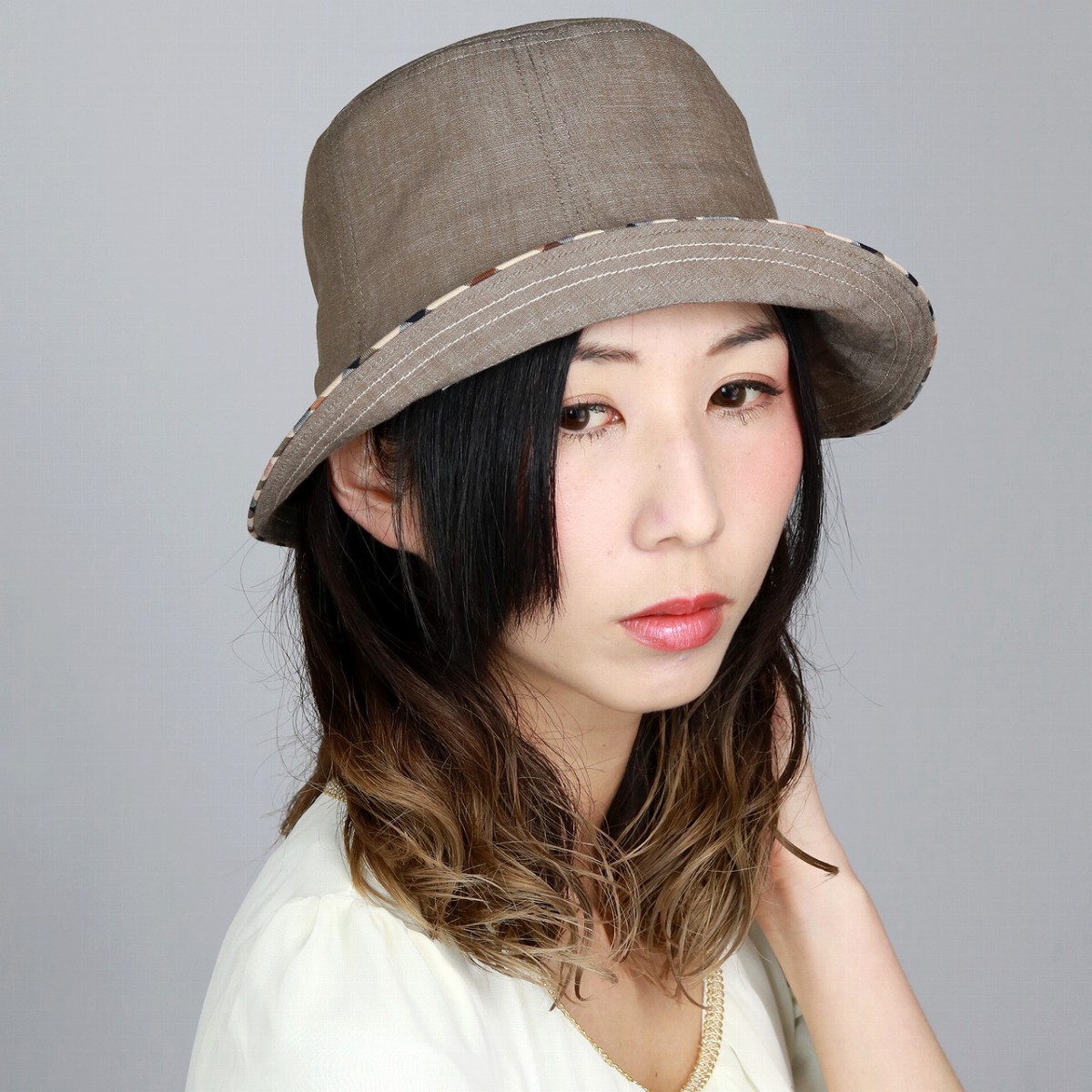 ＼今日このごろ｜全品10%OFF引き換え証／ DAKS ダックス かぶり笠 日よけ レディース 鳥打ち帽 紫外線打つ手 春夏 綿織物100％ 先染 チューリップオブザー 亭主もち鳥打ち帽 ブランド名鳥打ち帽 赤銅色 茶 40代 50代 60代 70代 流行り物 アウトドア チューリップかぶり笠 差し上げ物 UV撥ねのける鳥打ち帽