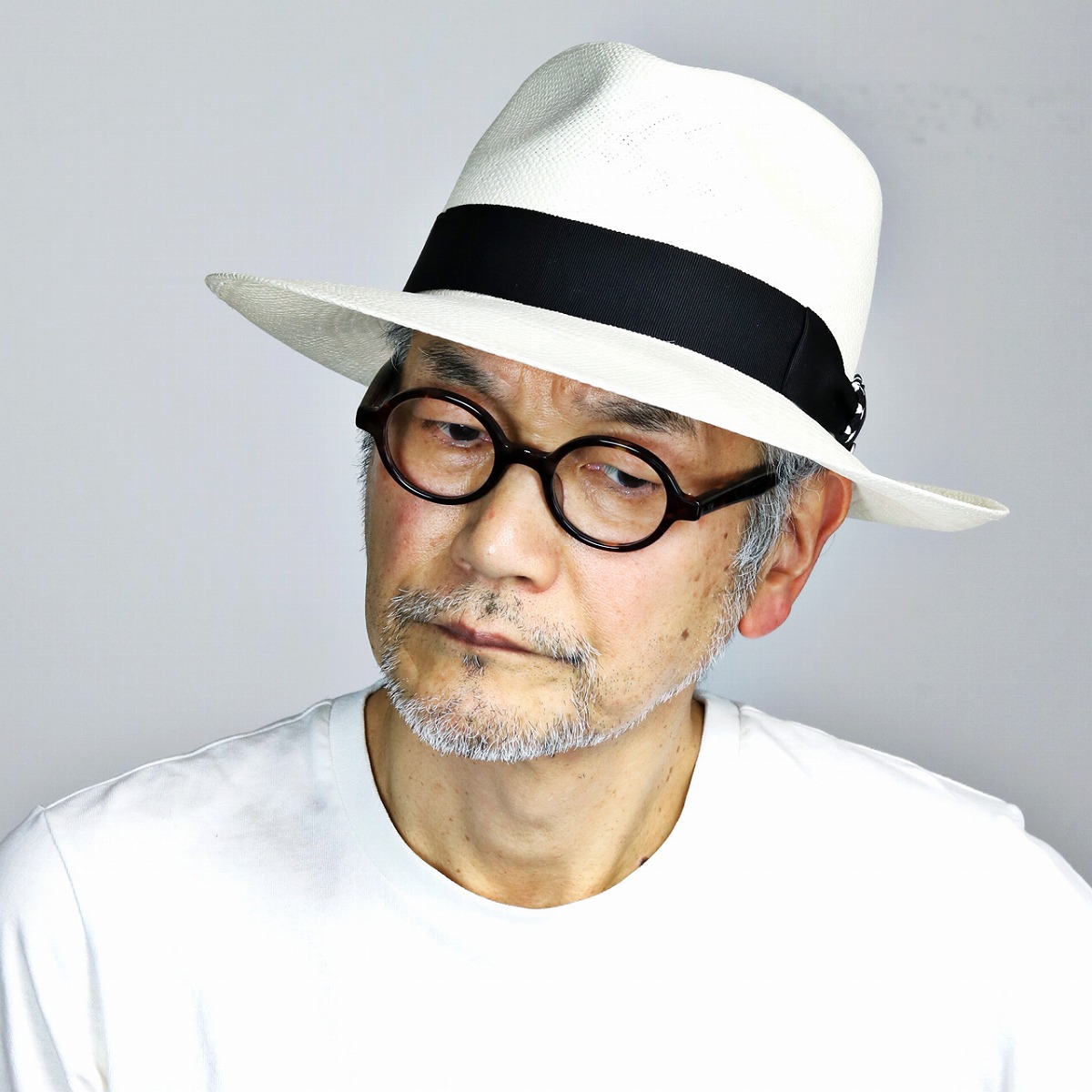 white panama hat mens
