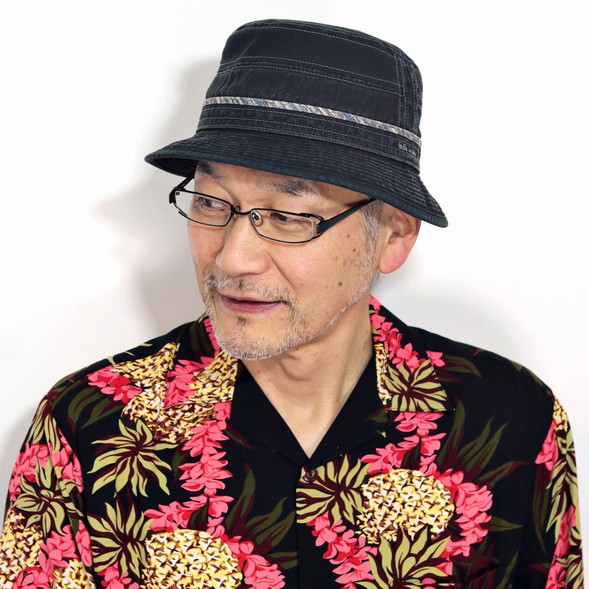 メンズ 春夏帽子 Mila 帽子 バケットハット 父の日 ウォッシュド加工 ハット プレゼント 春の帽子 春夏帽子 Schon 紳士 夏の帽子 メンズ サファリ帽子 日よけ 父の日 ミラショーン アウトドア イタリアブランド 帽子屋 バケットハット 贈り物 つば上げ下げ可 ギフト