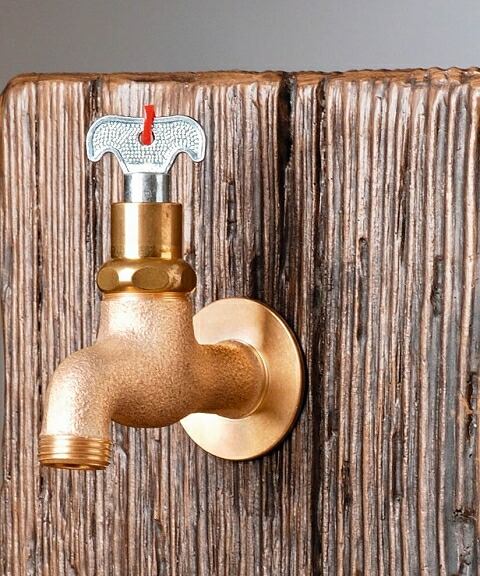 楽天市場】蛇口 立水栓 水栓柱に取付けガーデニング蛇口（イルカ