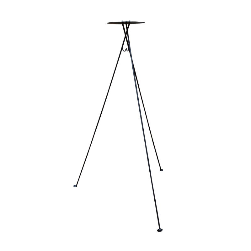 焚き火 ハンガー トライポッド 三脚型 アイアン ファイヤーパン用 スタンド 吊り下げ バーベキュー 三脚 ダッチオーブン q ファイアスタンド ランタンスタンド アウトドア キャンプ ソロキャンプ コンロ グリル 焚火台 燻製 代引き不可 Sermus Es