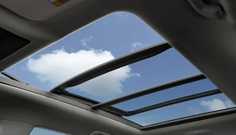 RAV4 N64系2025.12- カット済みカーフィルム（スモーク）サンルーフ前後セット