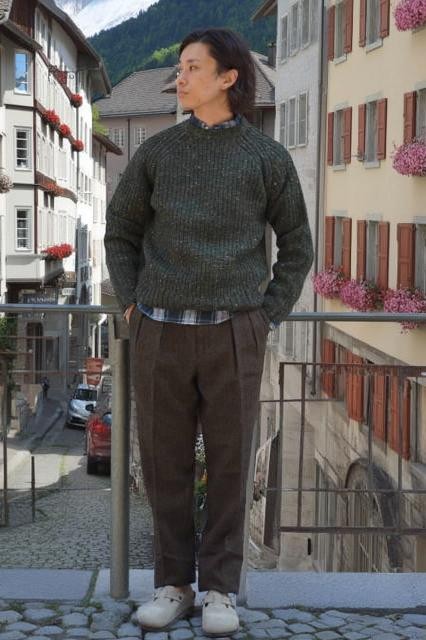 『ARAN WOOLLEN MILLS』（アランウーレンミルズ）フィシャーマン　リブ　ネップドクルーネック/　トラディッショナル　アランセーター　アイランド製　グリーンMADE　IN　IRELAND　正規取扱店