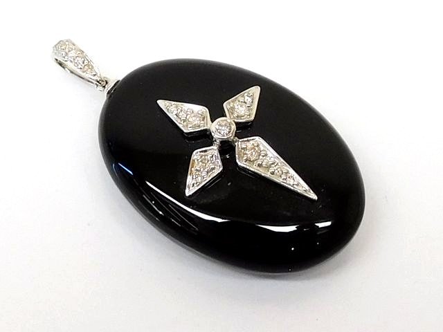 楽天市場】【ｾｰﾙ】オニキス 14.74ct ダイヤモンド ペンダント
