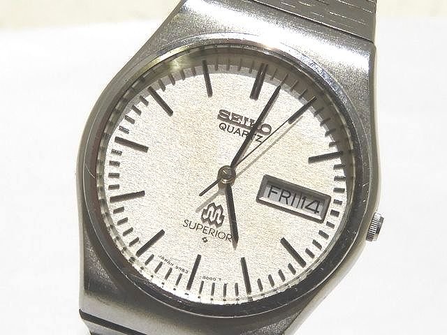 47 SEIKO メンズ　時計　チタン 蓄光文字盤 スピリット　デイト　シルバー 47 SEIKO 時計 メンズ チタン 蓄光文字盤 スピリット デイト