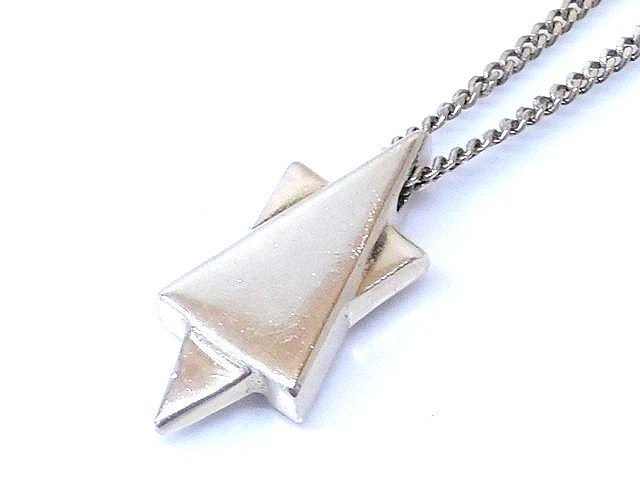 【美品】グッチ ネックレス チョーカー 乙女座 プレート シルバー×ブラック 箱 美品】グッチ ネックレス チョーカー 乙女座 プレート シルバー