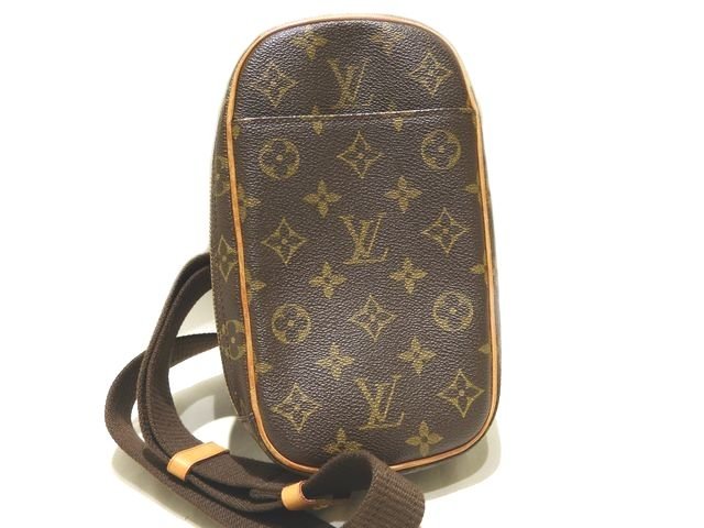 LOUIS VUITTON ヴィトン ポシェット・ガンジュ 上半身御徒面子 ☆ M51870 メンズ レディース 兼用 ショルダーバッグ モノグラム CA0043▼7I
