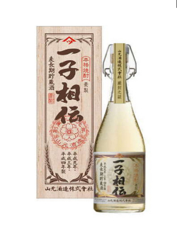 楽天市場】【リキュール】麦製 女神 樫樽貯蔵 40度 720ml【軸屋酒造