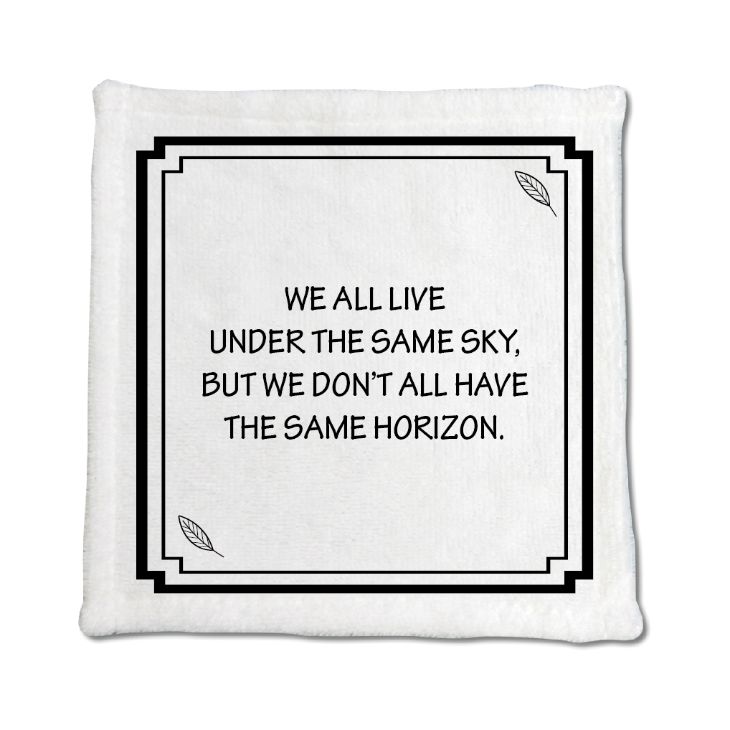 楽天市場 英語 名言 グッズ ハンドタオル We All Live Under The Same Sky 235 リーフブラック Pstv 0mm 0mm ミニタオル オリジナル おすすめ かっこいい 部活 引退 敬老の日 スポーツ オリジナルグッズ専門店ファンクリ