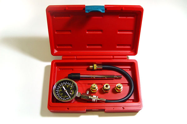 楽天市場 コンプレッションゲージ エンジンの圧縮圧力を計測するバイク用工具 汎用 モンキー ゴリラ モンキーbaja モンキーr モンキーrt モンキーfi車等に G G Trade Japan