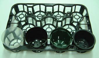 楽天市場】トレー 18穴 PMT-18 黒 プラスチックトレイ : 所沢植木鉢
