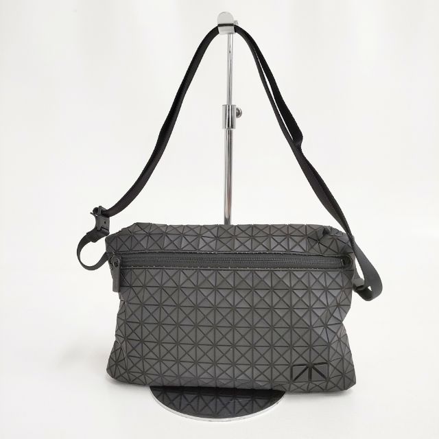 BAOBAO ISSEY MIYAKE メッセンジャーバッグ ISSEI MIYAKE イッセイミヤケ BAOBAO バオバオ