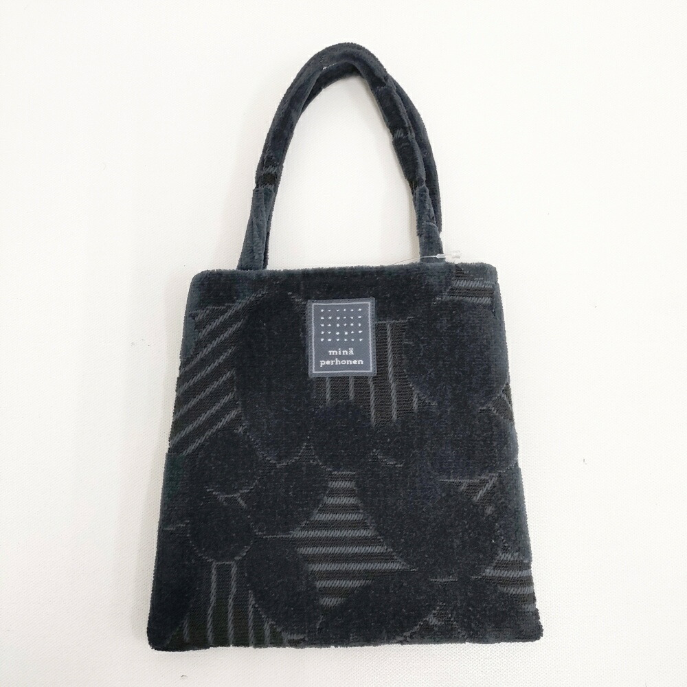 minä perhonen ミナペルホネン マフィンバッグ toast bag🍞の類似型として新しくデザインされた 'muffin bag'(ﾏﾌｨﾝ