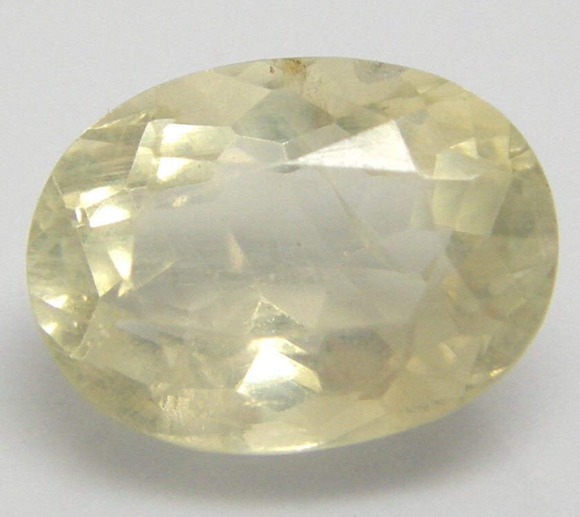 天然イエロースキャポライト2.85ct