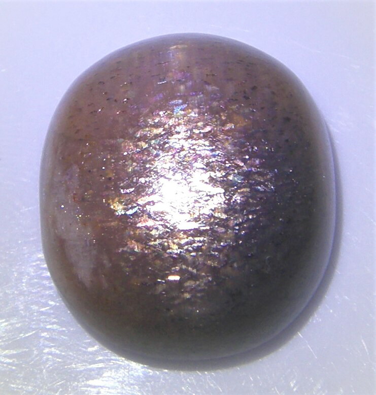 天然石　アイオライトサンストーンスター１１．８５ｃｔ