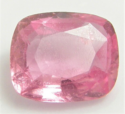 非熱する石 パパラチアカラーサファイア１．２０５ｃｔ