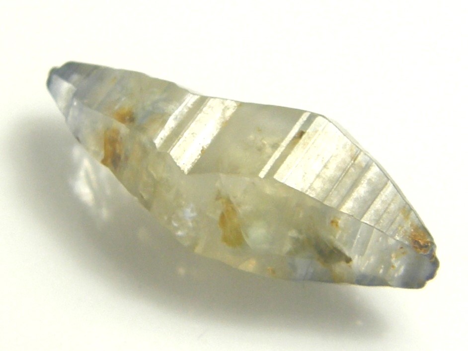 天然　非加熱サファイア４．８１ｃｔ結晶原石　スリランカ産｜Gems　支店