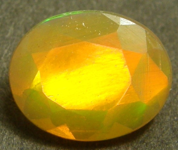 天然 ファイヤーオパール0.60ct|Gems 支店